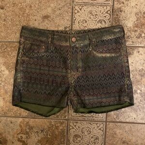 NWOT H&M Aztec Patterned Women Shorts